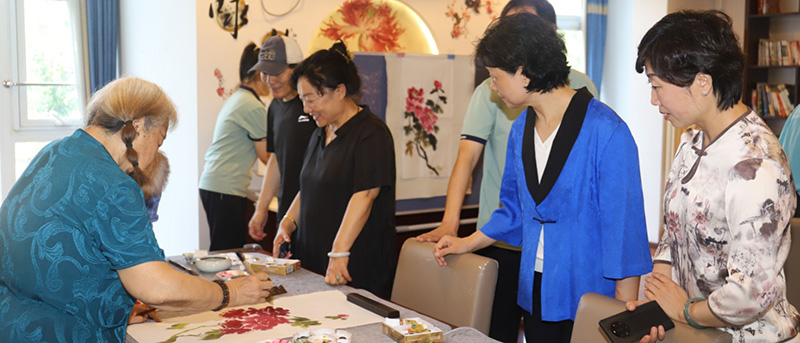 大兴区人大常委会主任及民政领导莅临寿山福海考察调研,共促养老服务体系建设